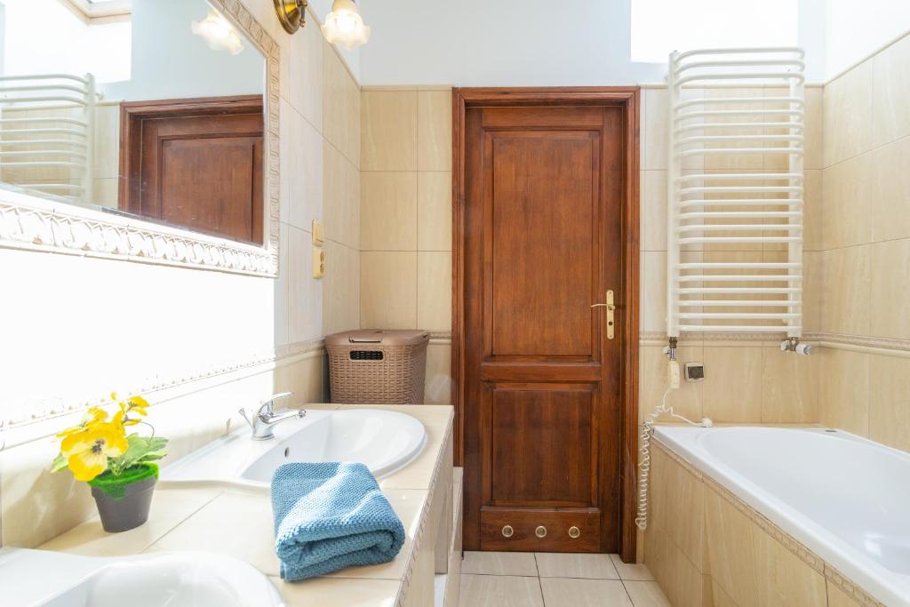 Kúpeľňa v ubytovaní Barbakan gate apartment