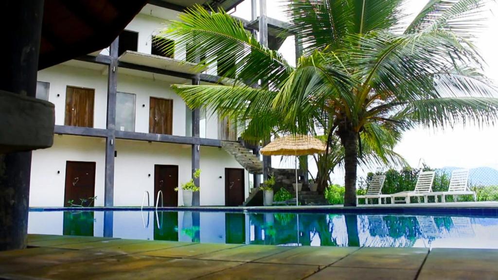 Bazén v ubytování WILD FORTRESS HOTEL Sigiriya nebo v jeho okolí