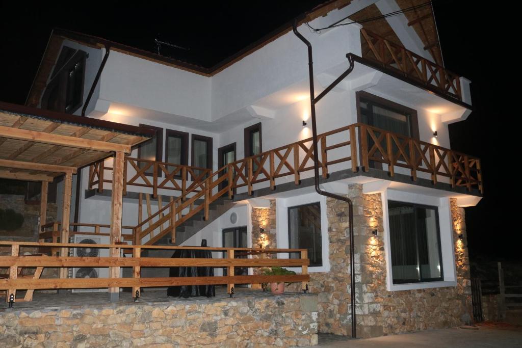 Μπαλκόνι ή βεράντα στο Вила Дружинци