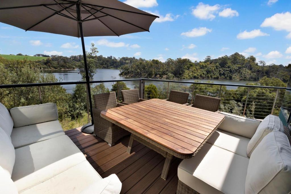 Φυσικό τοπίο κοντά σε αυτή η παραθεριστική κατοικία