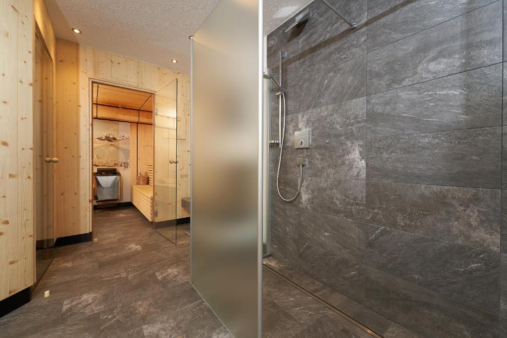 Koupelna v ubytování Hotel am Hof