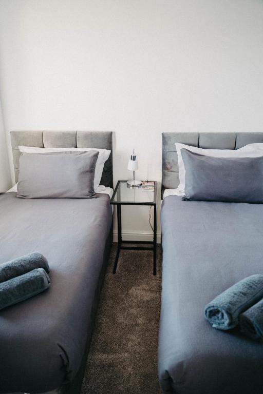 
Twin Room with Shower
