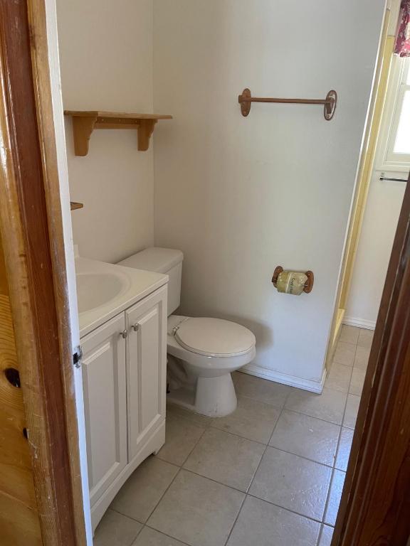 Mountain View Cabins - Standard Double Room