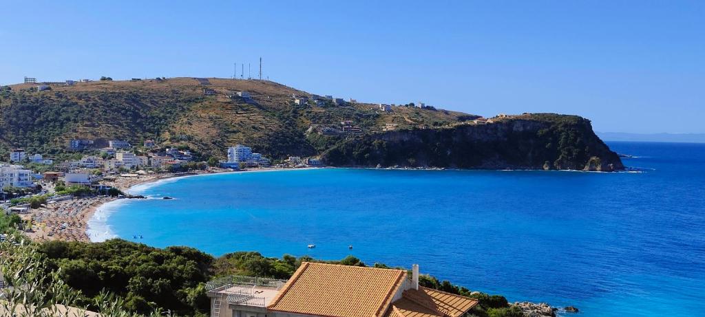 Villa Tato: Horizon Haven with Panoramic Sea Views in Himare.