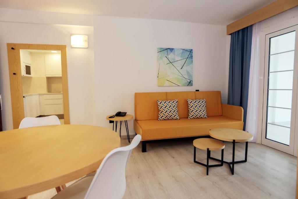 Hotel-Apartamentos Andorra - One-Bedroom Apartment