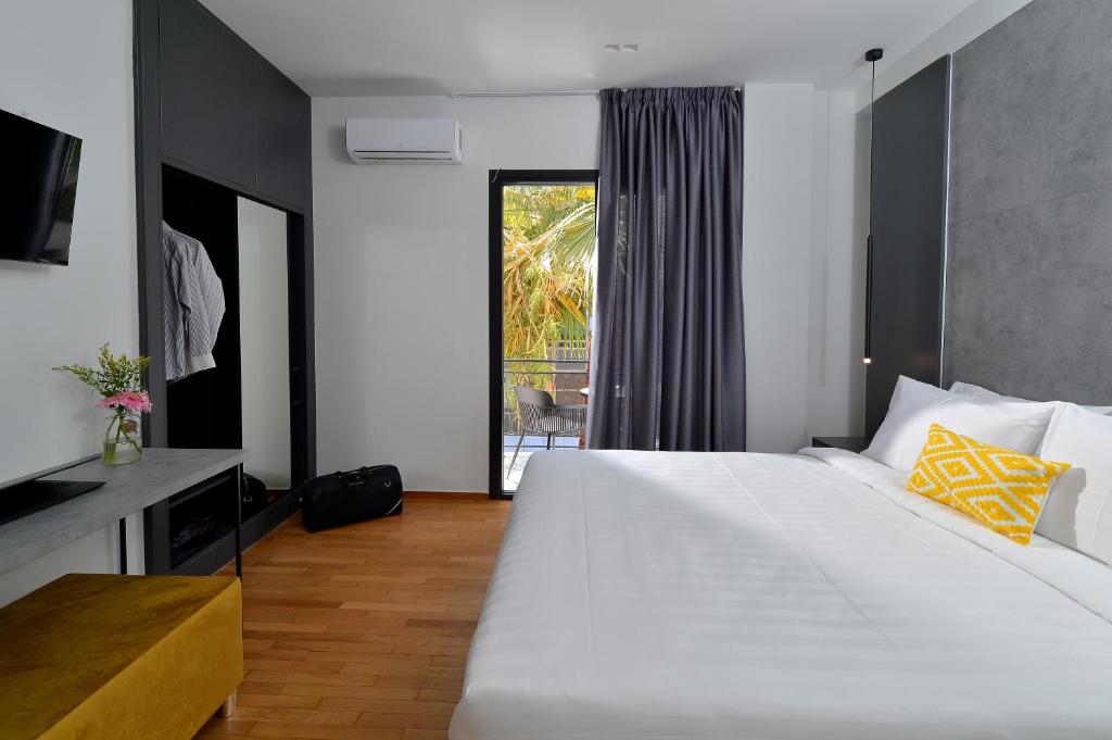 Athenian Gem - Resim 25