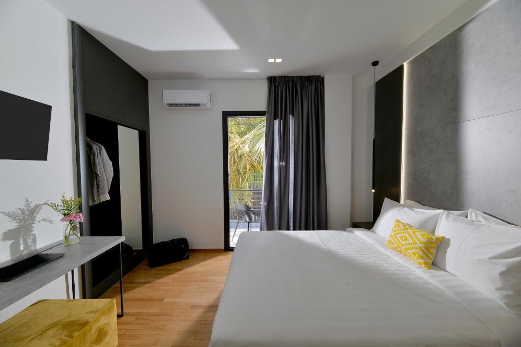 Athenian Gem - Resim 21