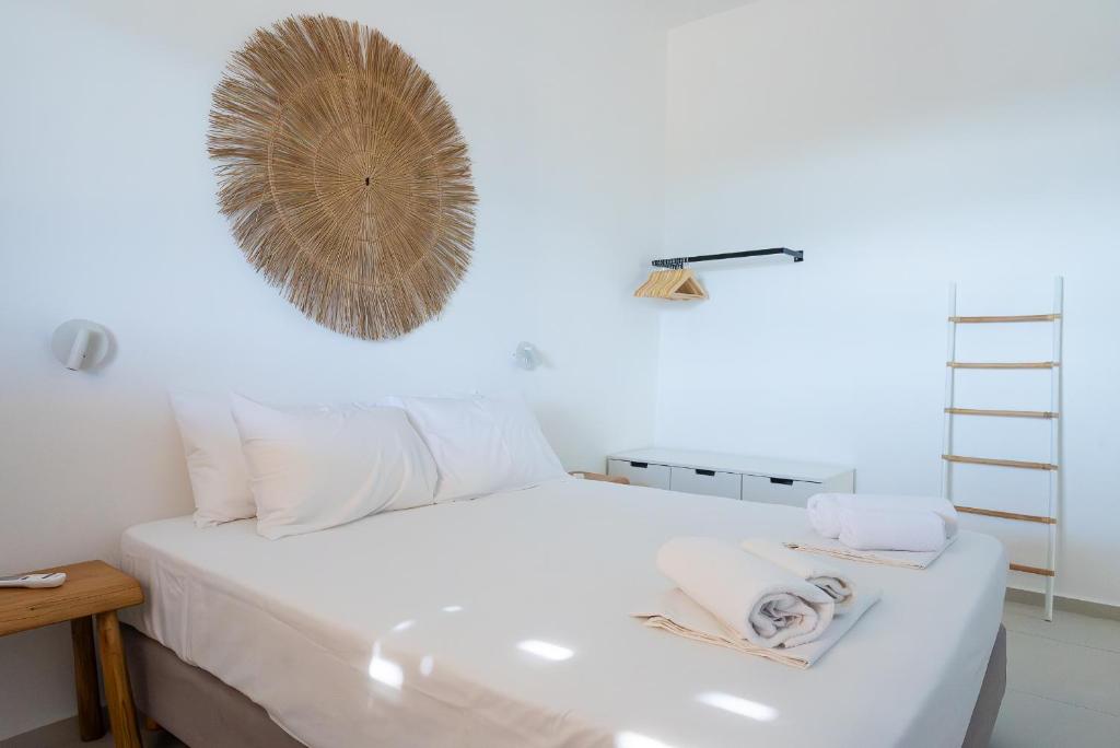 Postel nebo postele na pokoji v ubytování Margo Seaview Antiparos