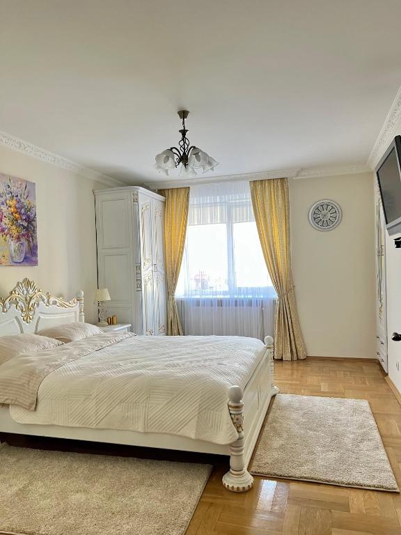 Sweet Ternopil Large and beautiful - Appartement De Deux Chambres