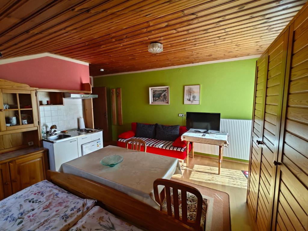 Kuchyň nebo kuchyňský kout v ubytování Christis Apartments