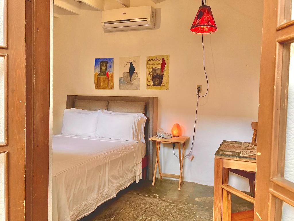 Lova arba lovos apgyvendinimo įstaigoje Habitación #4 a dos cuadras del malecón
