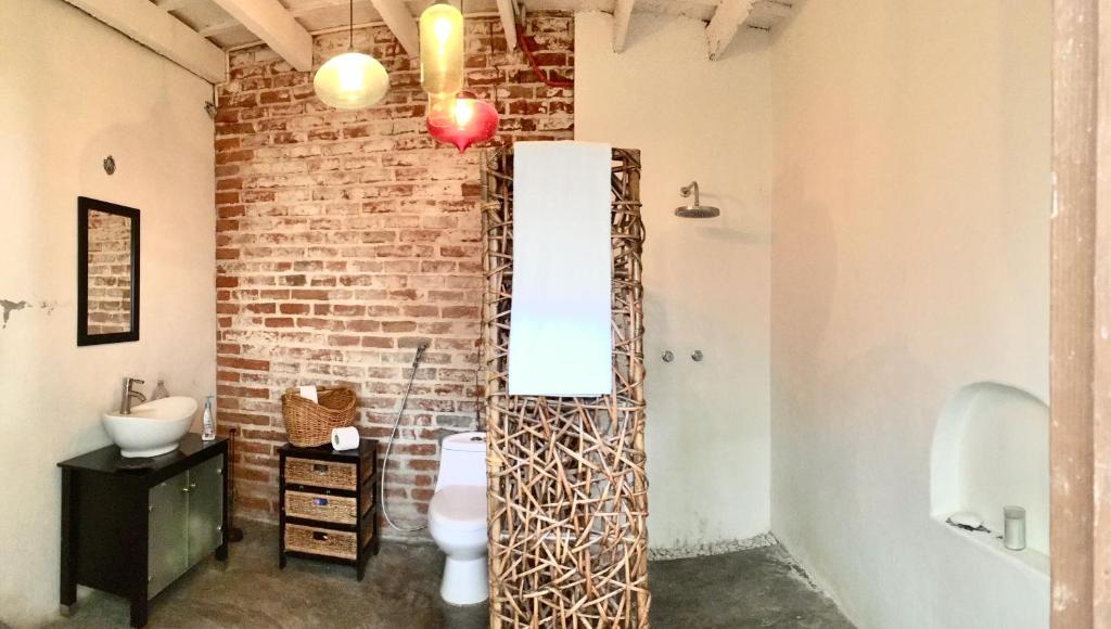 Nuotrauka iš apgyvendinimo įstaigos Habitación #4 a dos cuadras del malecón mieste La Pasas galerijos