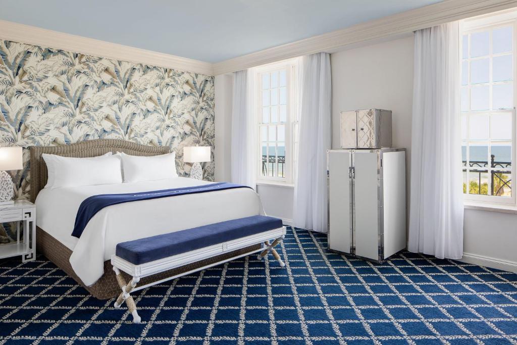 Grand Galvez Resort, Autograph Collection - 