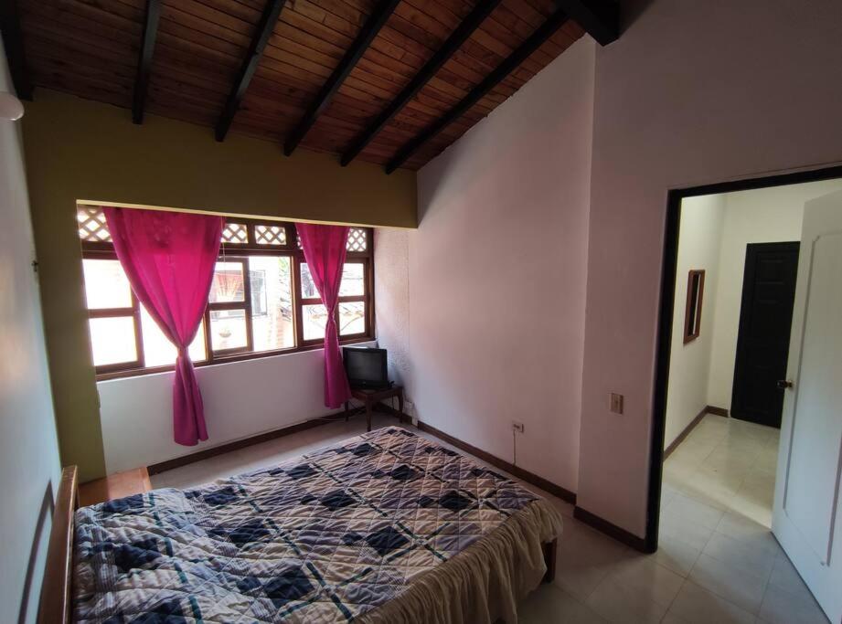 Apartamento cerca del parque principal - Housity