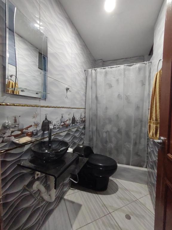 Koupelna v ubytování TRANSFER VIP HOSTEL