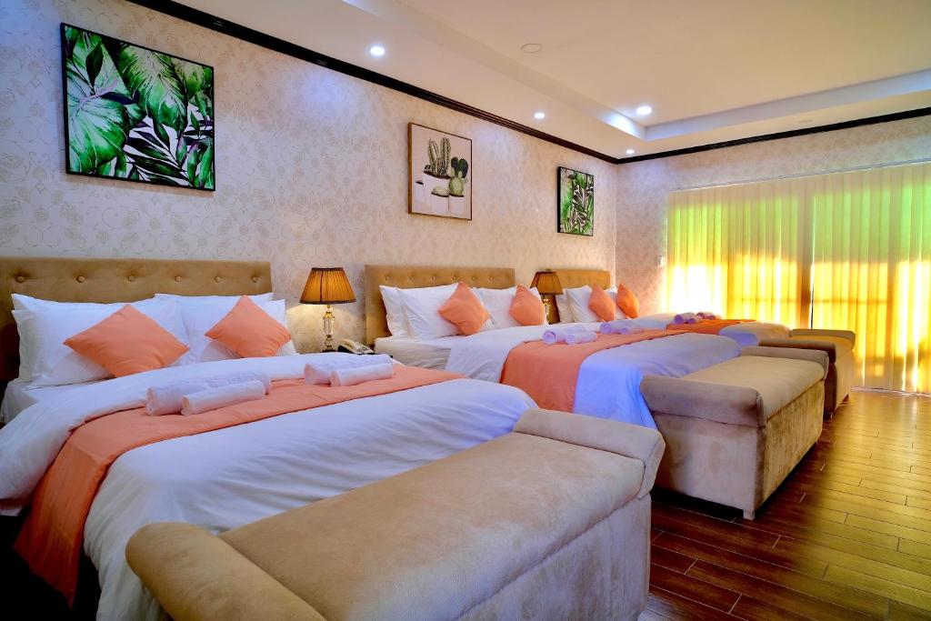 Luisita Central Park Hotel - Habitación Familiar Con Balcón