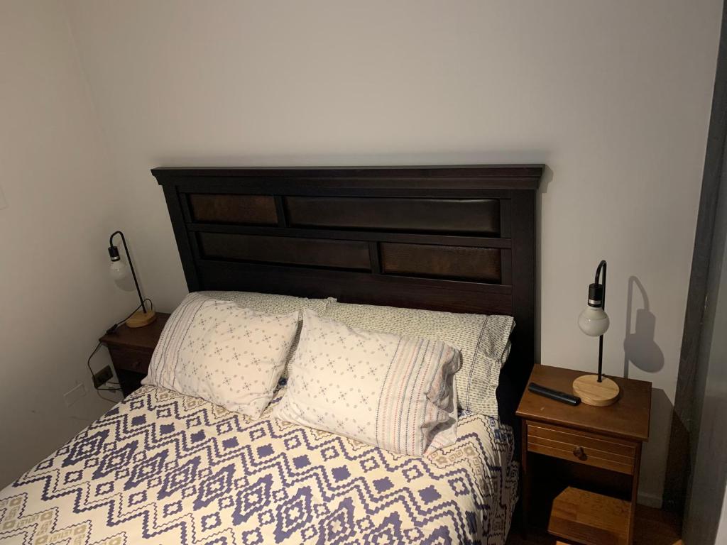 Una cama o camas en una habitación de HOsTAL PALMED