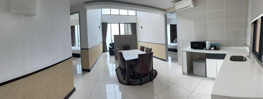 D'Wharf Hotel & Serviced Residence - Duplex Suite