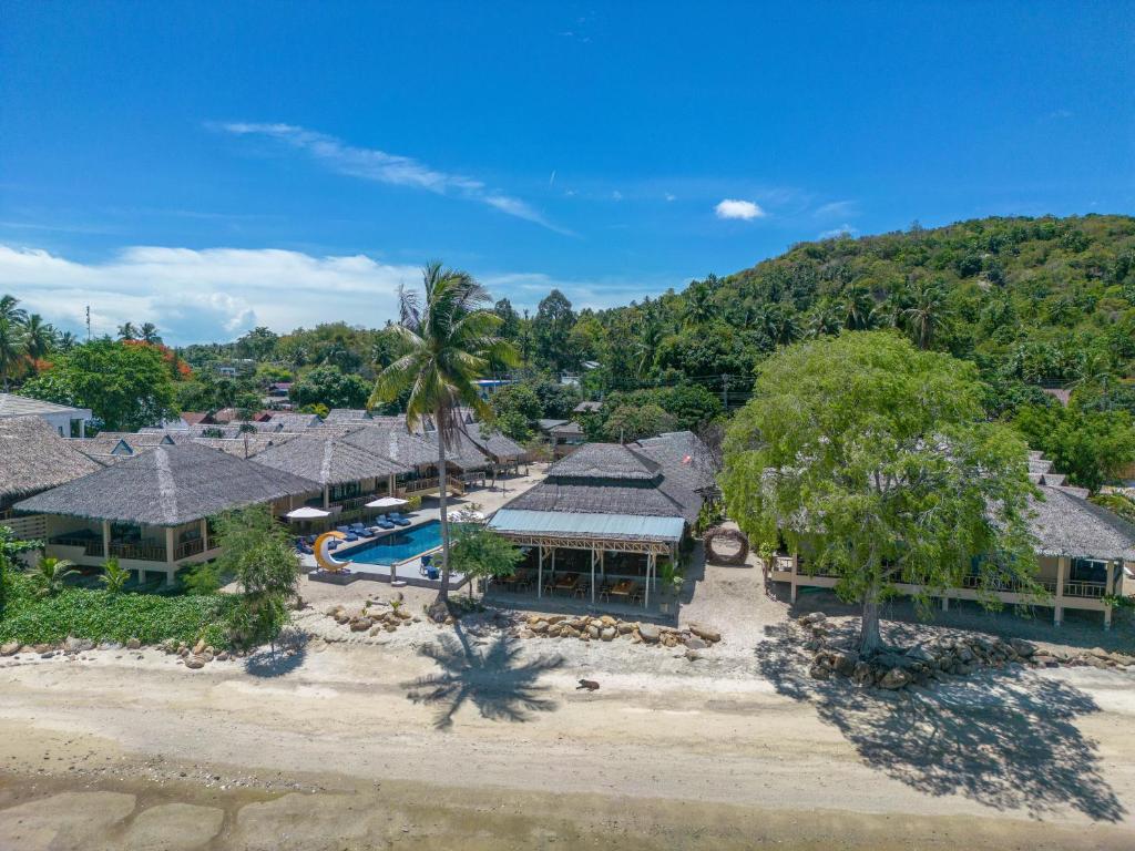 Absolute Beachfront Resort Room
