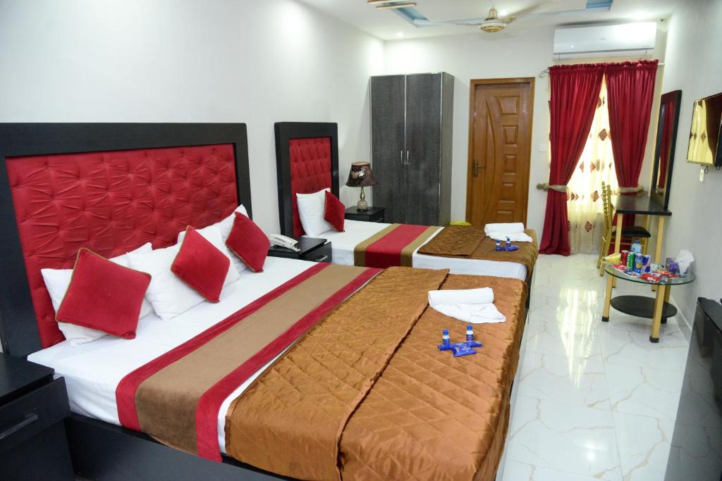 Hotel Deluxe Lahore - Standard-Zweibettzimmer