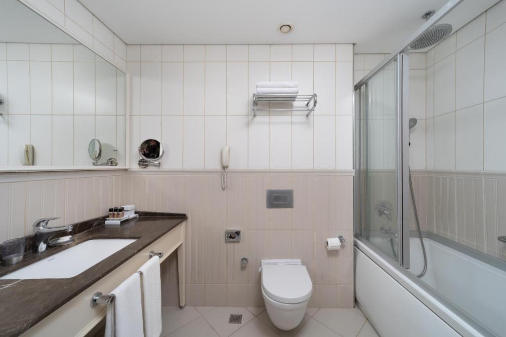 Recital Hotel - Standard Triple Room