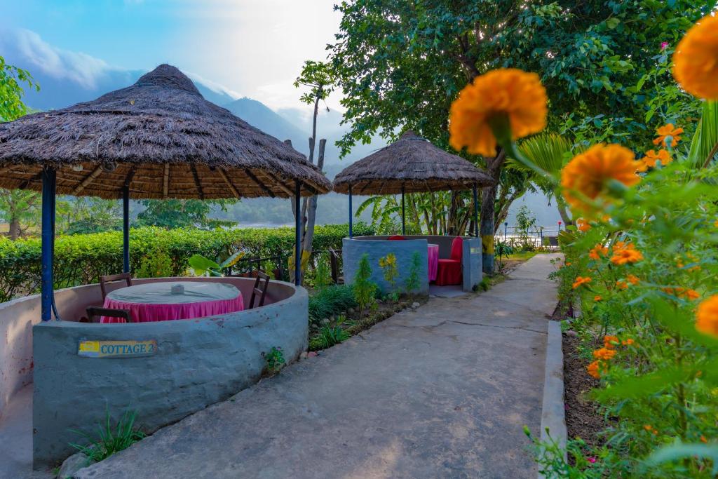 Zahrada ubytování Siddhartha Resort, Chisapani