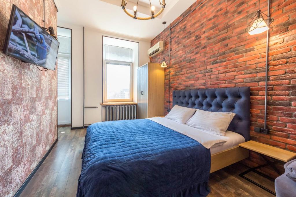 DayFlat Apartments Khreschatyk - Loft Apartment With Balcony - Mykhailivs'ka St, 24V