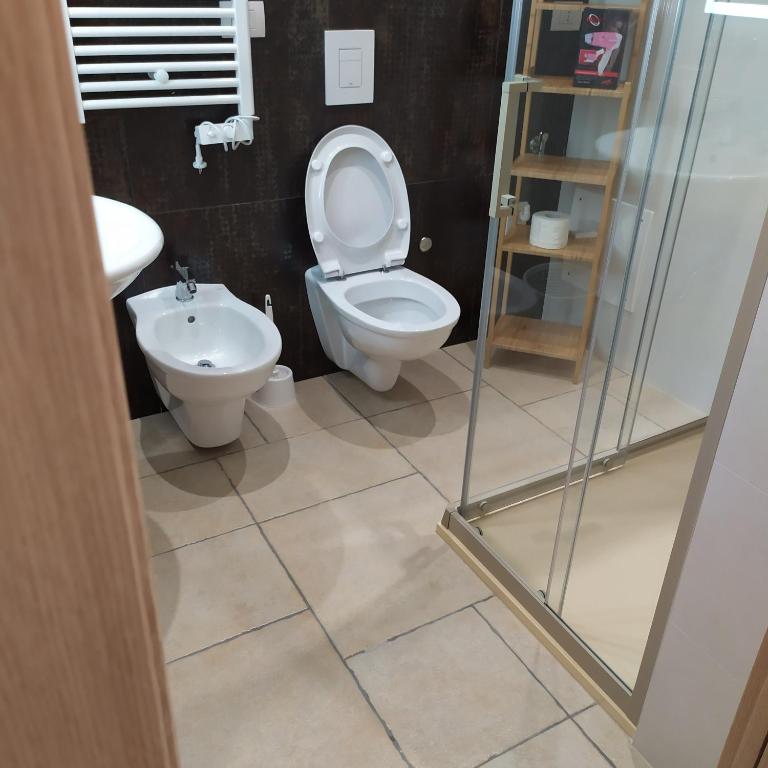 Łazienka w obiekcie STRADONE 132