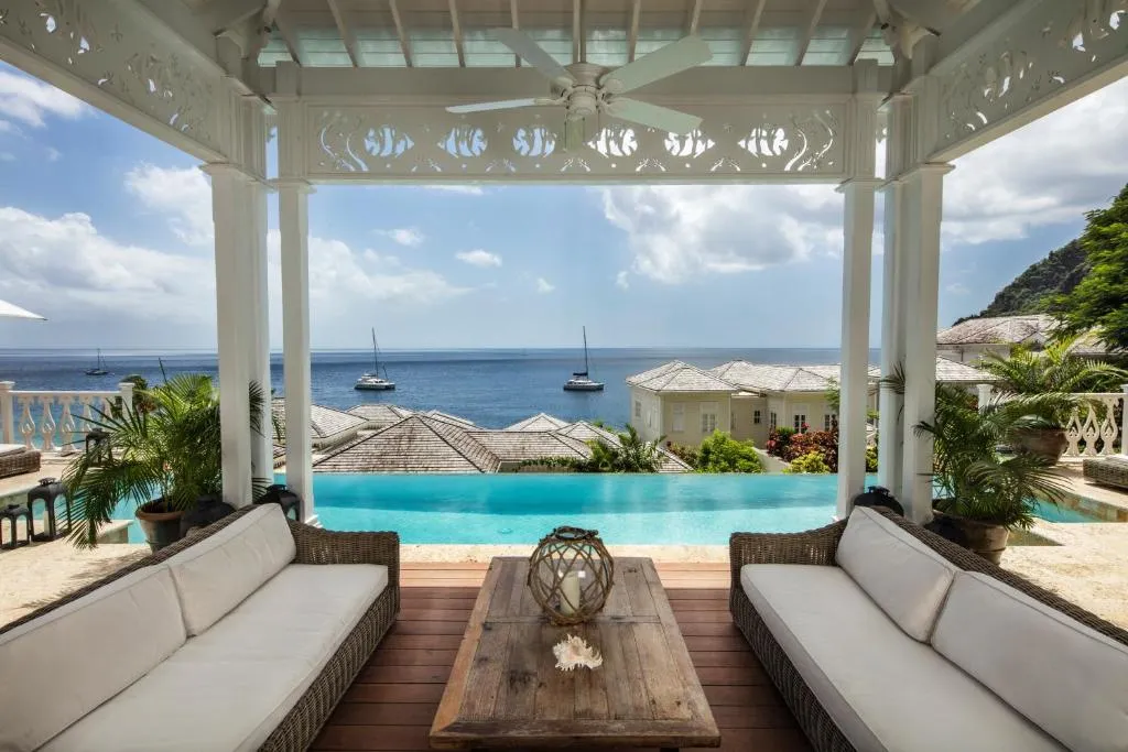 Three Bedroom Ocean View Villa Residence