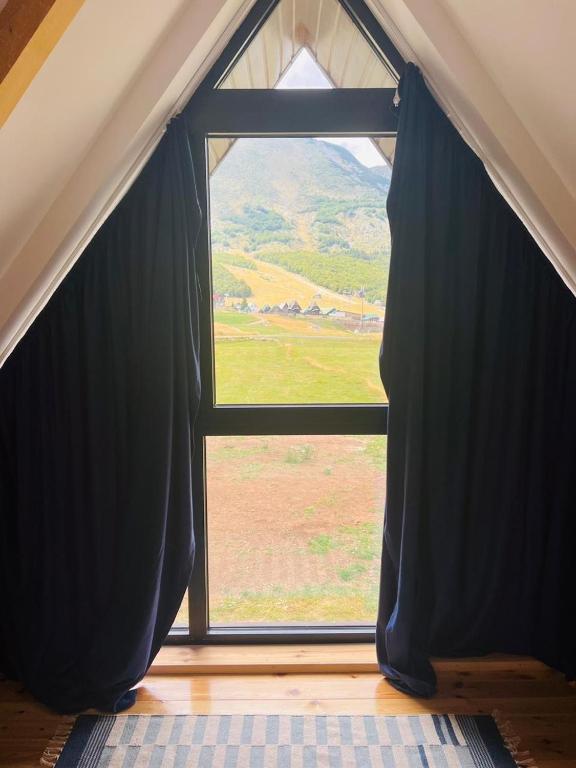 山景或在度假屋看到的山景