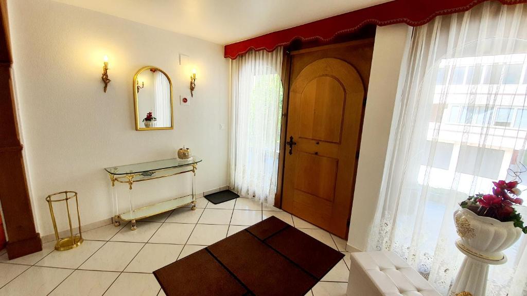 Fotografie z fotogalerie ubytování Luxuriöse Villa Romantica v destinaci Gampel
