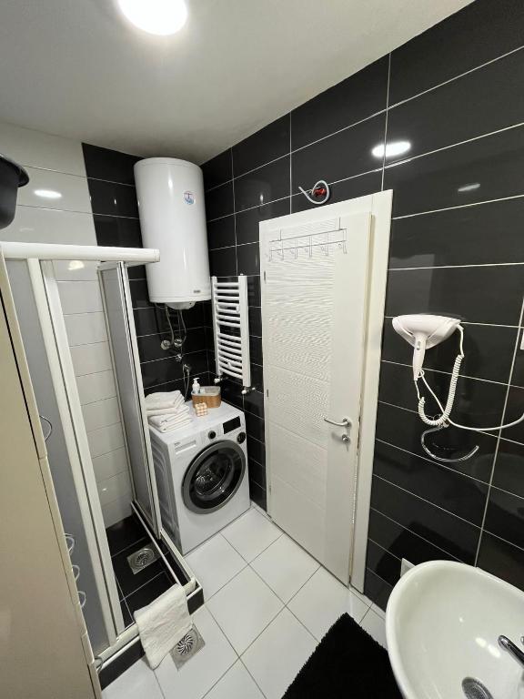 Koupelna v ubytování Apartman MIA Centar