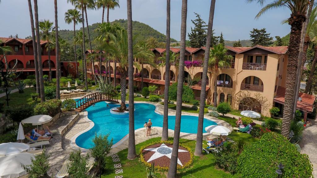 Bazén v ubytování Club Tropical Beach Hotel - All Inclusive nebo v jeho okolí