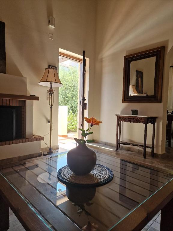 Foto dalla galleria di Villa Penelope a Douliana