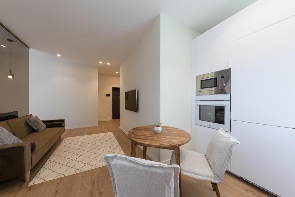 Kuchyň nebo kuchyňský kout v ubytování ММ GROUP APARTMENT