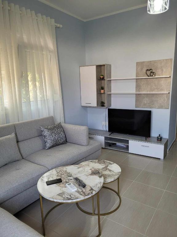 Family Oasis - Image 5