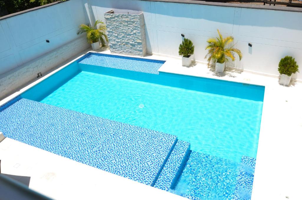 The swimming pool at or close to Villa Santafe