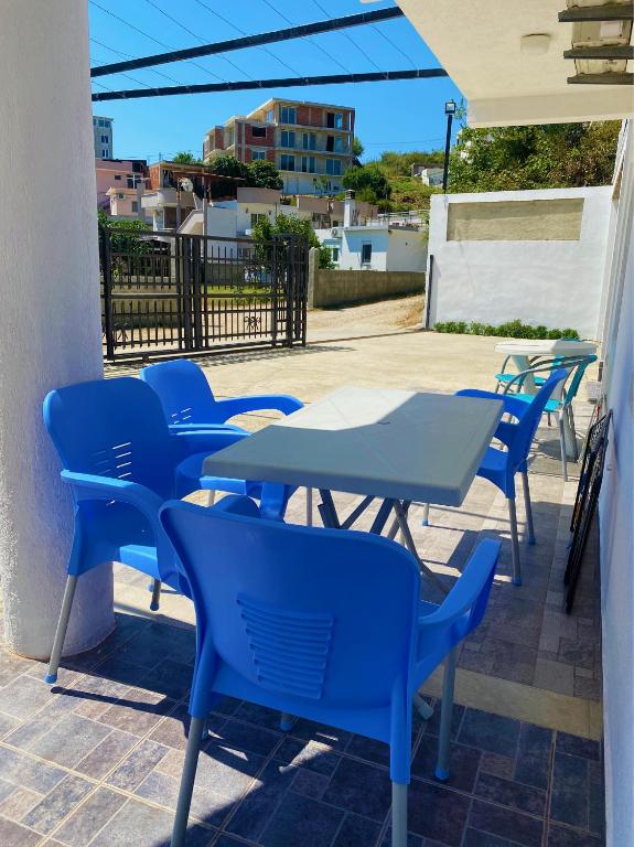 Balkón nebo terasa v ubytování Apartments Ajdin