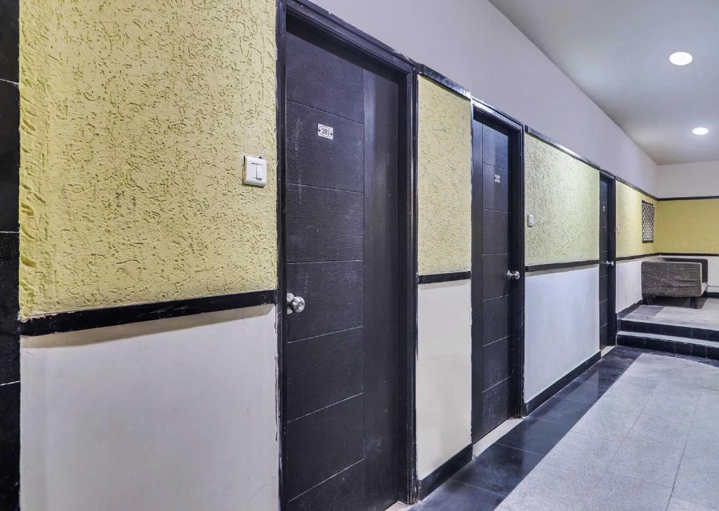 OYO Flagship Qualia Hotel Dilsukhnagar Near Dilsukhnagar Metro Station