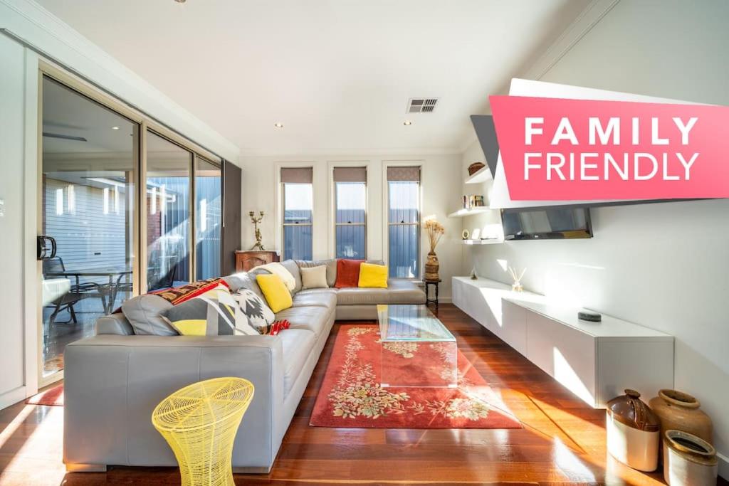 The Arlington West Hindmarsh, Bowden (updated prices 2024)