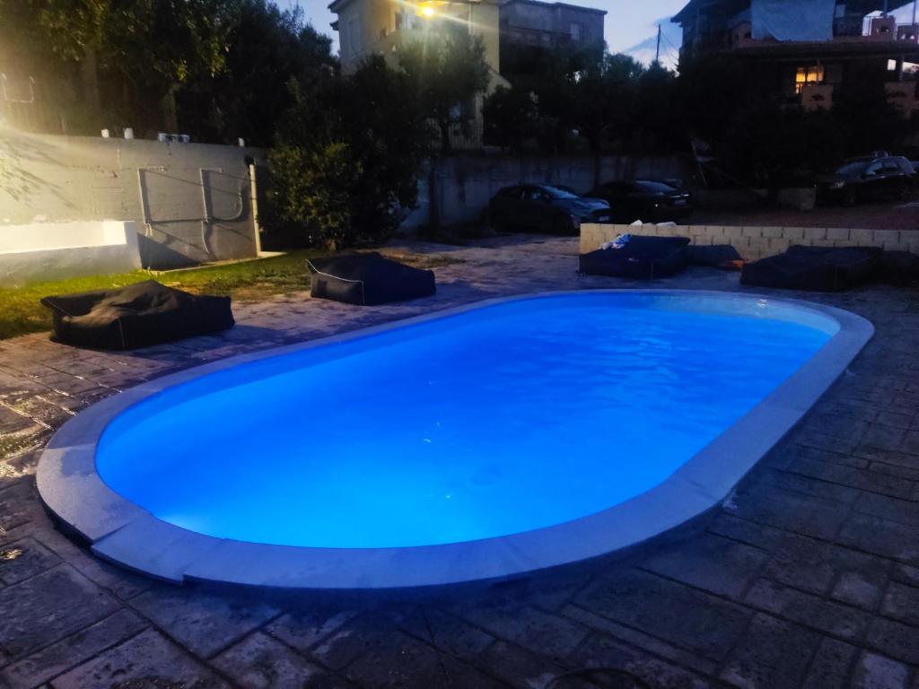 Bazén v ubytování Summertime Apartments nebo v jeho okolí