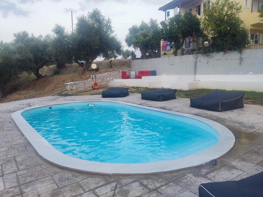 Bazén v ubytování Summertime Apartments nebo v jeho okolí