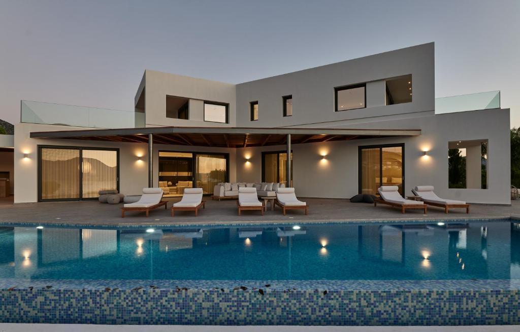 IREMIA SEAFRONT VILLA, Timeless Lifestyle photo photo 3