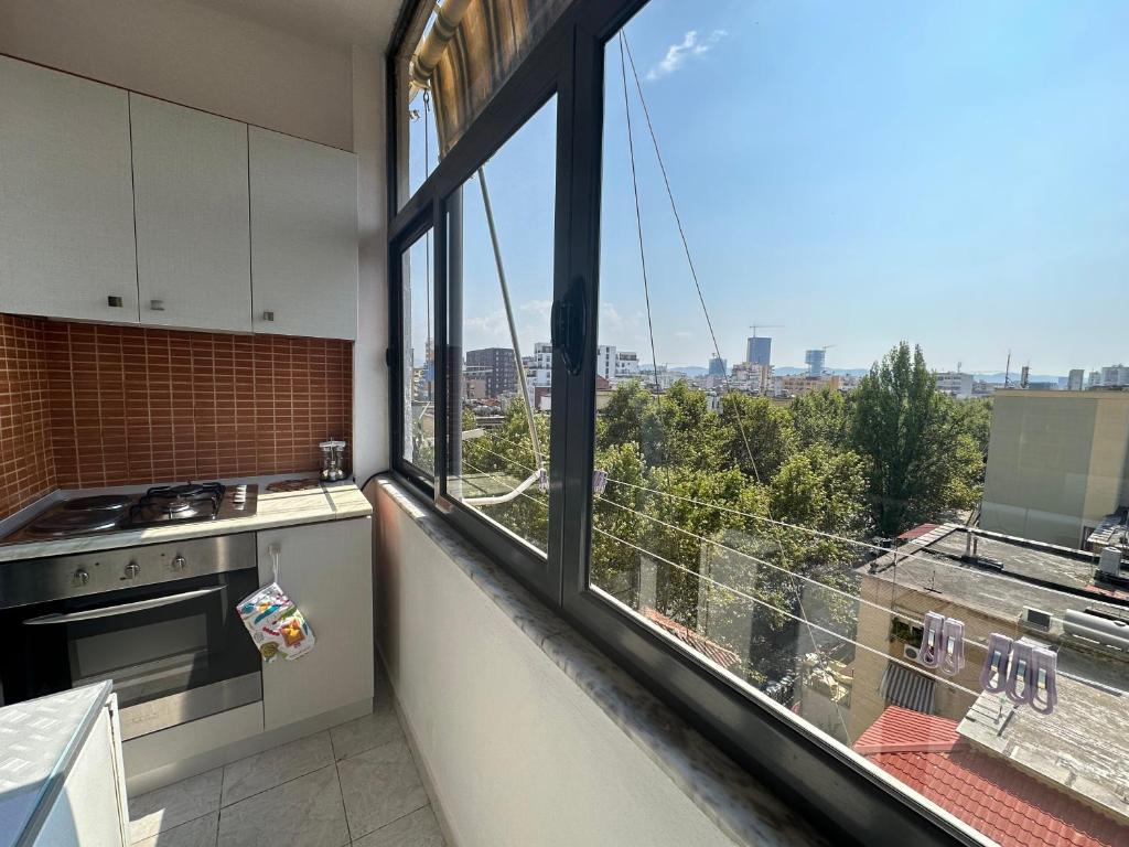 Kraja's Apartment - Image 5