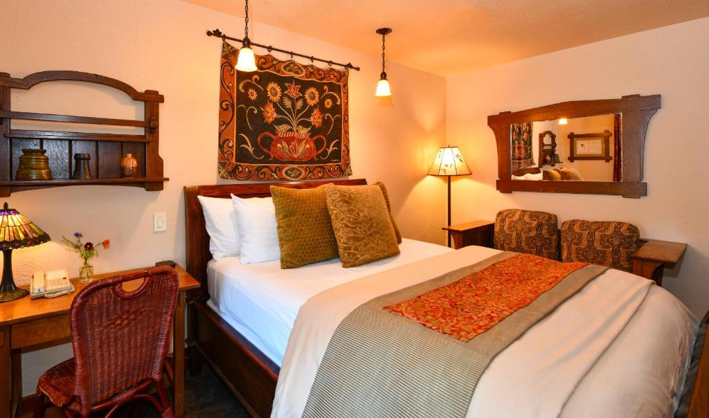 Blackbird Inn - 