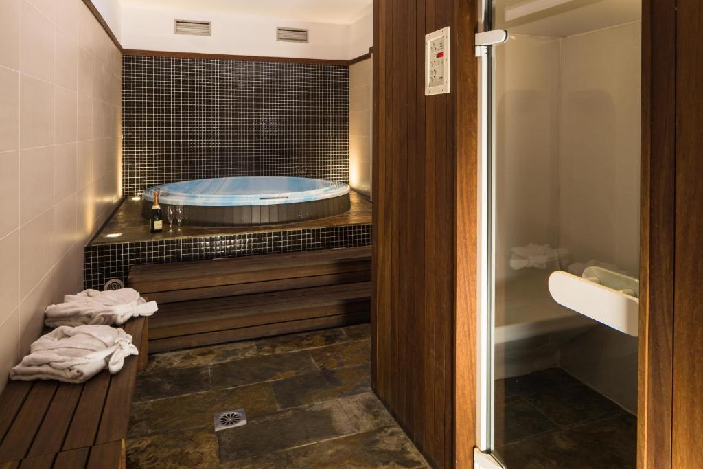 Koupelna v ubytování Apartaments Shusski