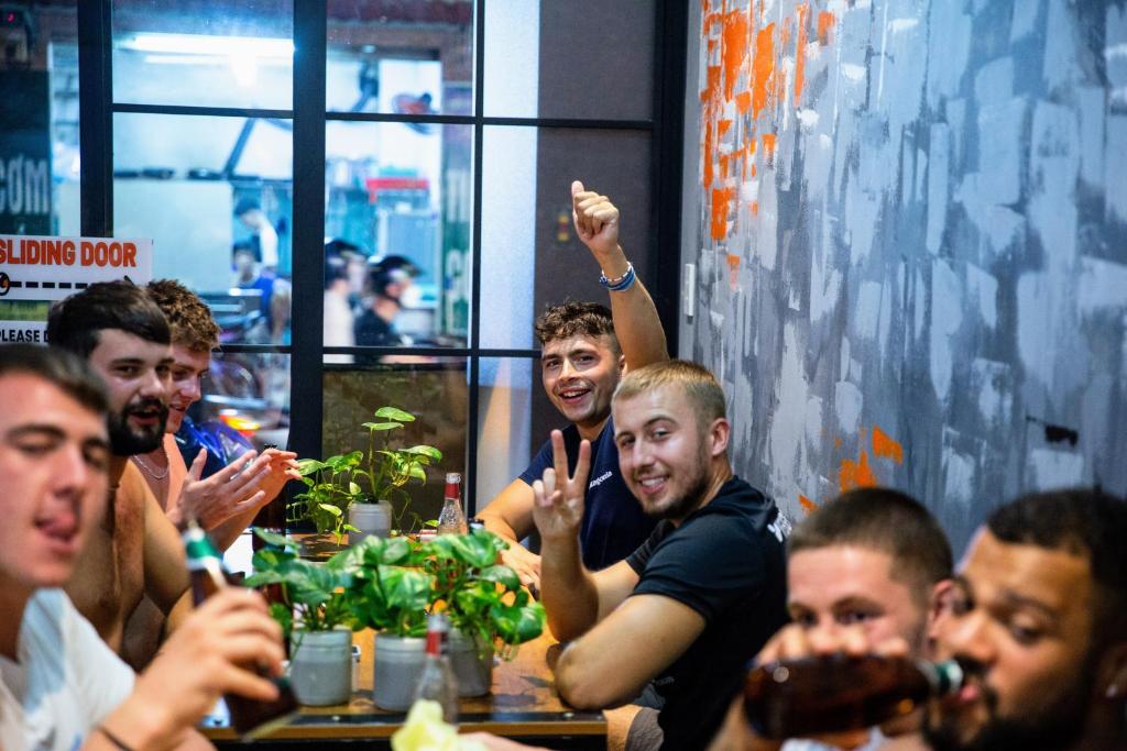 Majutusasutuse Base Backpackers külastajad