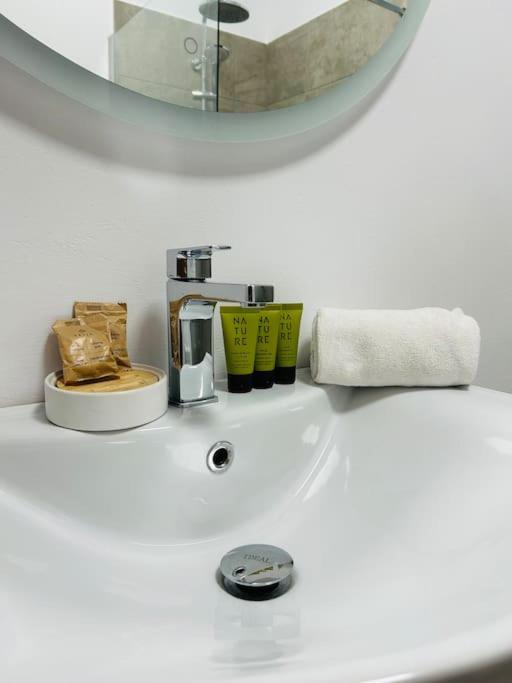 Orange Ap. 2 bed- city centre Sarande ! - Imazhi 3