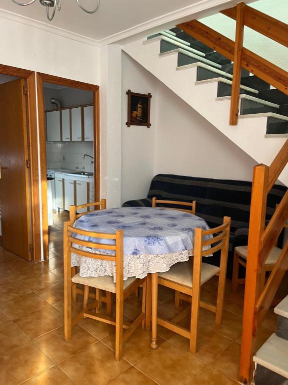 https://cf.bstatic.com/xdata/images/hotel/max1024x768/486725954.jpg?k=8f2e2fa8f1e7242258670bd1dbcfd337ac6c5c017b270b340c9e4657911fc431&o=&hp=1
