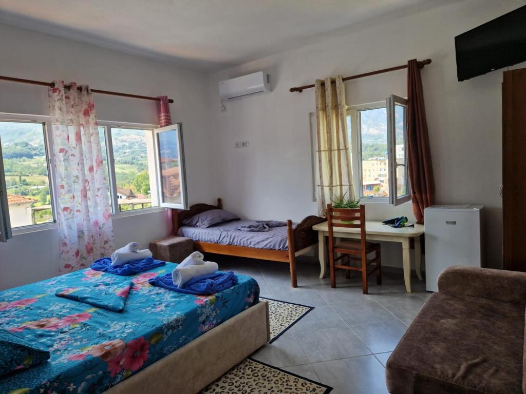 Bar-Restaurant-Hotel-Familja - Imazhi 2